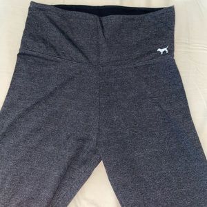 PINK Victoria’s Secret leggings